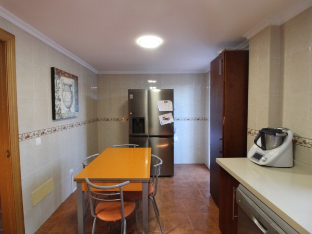 4 Schlafzimmer Reihenhaus in Guadalmina Alta