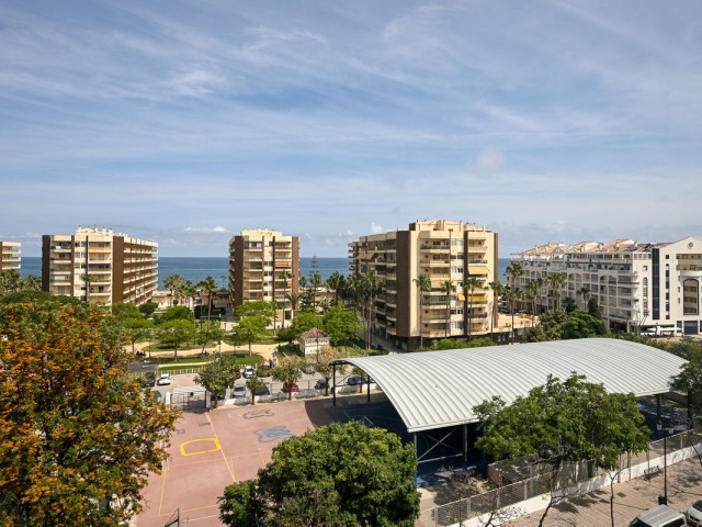 4 Bedrooms Apartment in Fuengirola
