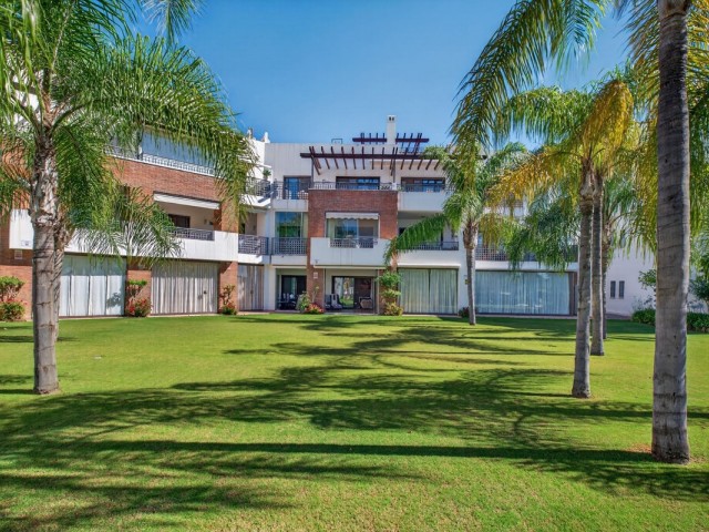 2 Bedrooms Apartment in Estepona
