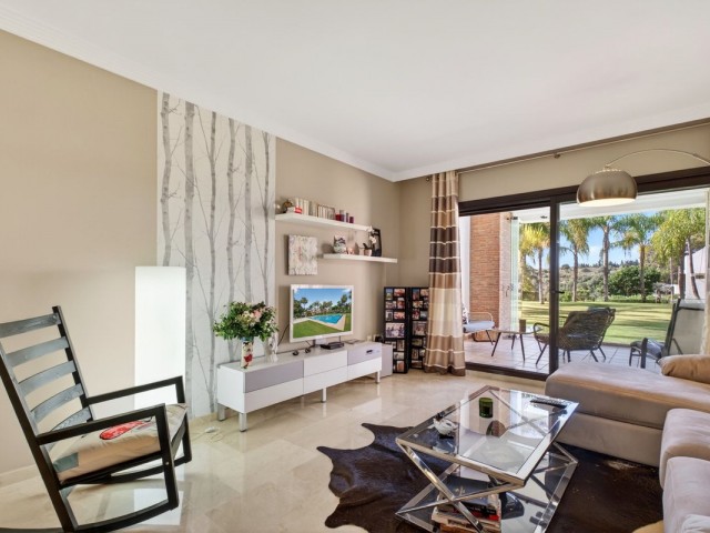 2 Bedrooms Apartment in Estepona