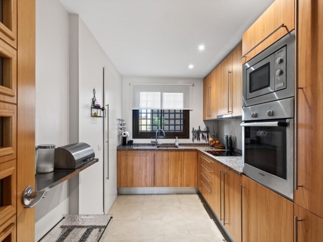2 Bedrooms Apartment in Estepona