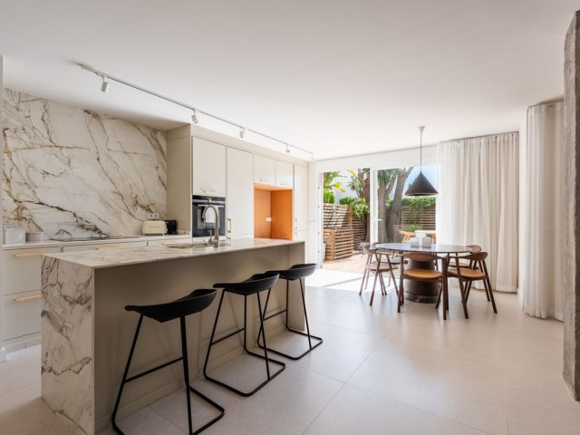 3 Schlafzimmer Apartment in Nueva Andalucía