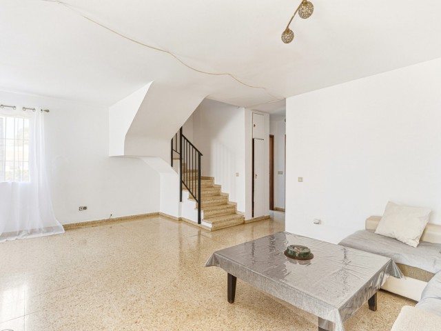 3 Bedrooms Townhouse in Estepona