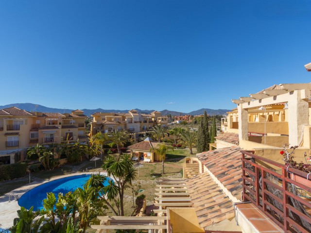 4 Bedrooms Townhouse in Estepona