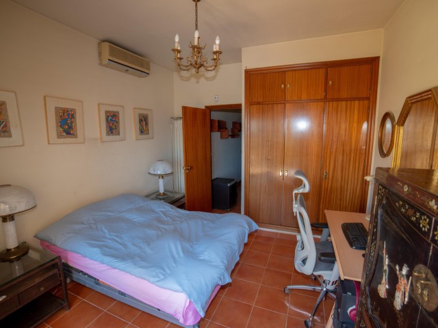 4 Bedrooms Townhouse in Estepona