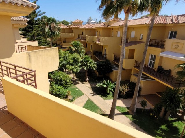 4 Bedrooms Townhouse in Estepona