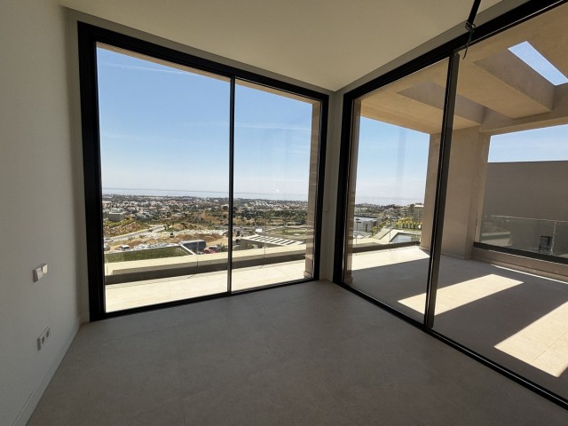 4 Bedrooms Villa in Benahavís