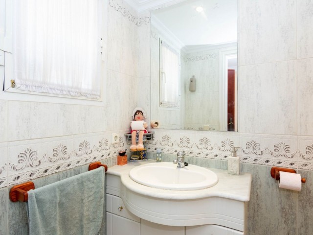 3 Bedrooms Townhouse in Estepona
