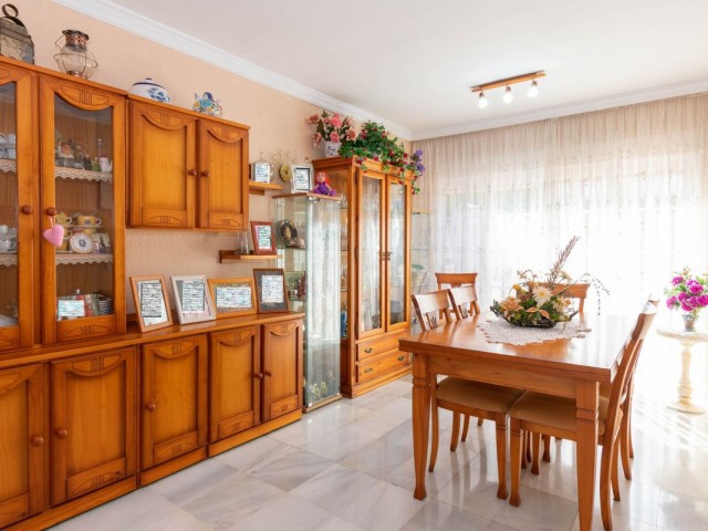 3 Bedrooms Townhouse in Estepona