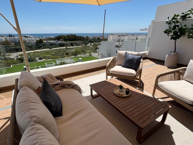 2 Bedrooms Apartment in Estepona