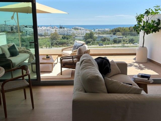 2 Bedrooms Apartment in Estepona