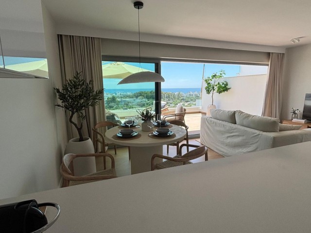 2 Bedrooms Apartment in Estepona