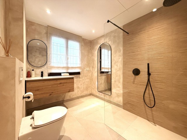 4 Bedrooms Townhouse in Estepona