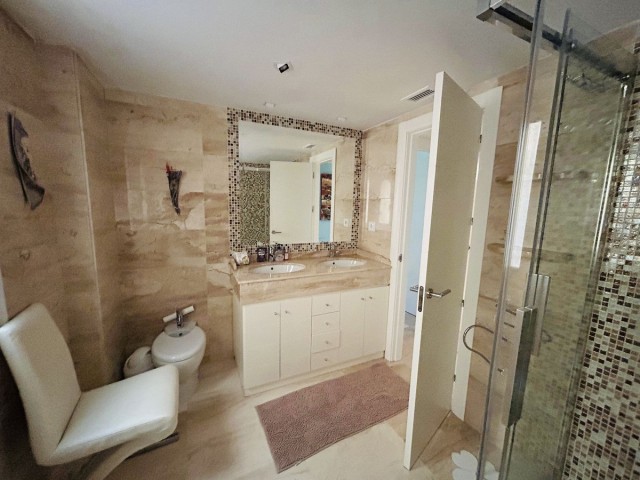 2 Schlafzimmer Apartment in Elviria
