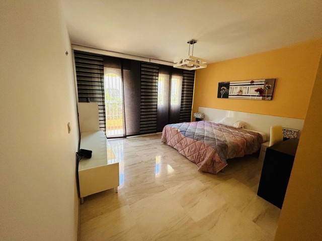 2 Schlafzimmer Apartment in Elviria