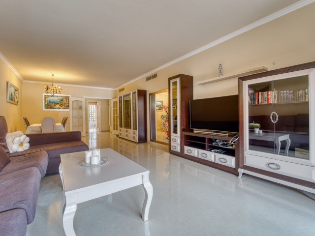2 Bedrooms Apartment in Marbella