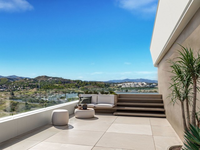3 Bedrooms Apartment in Estepona
