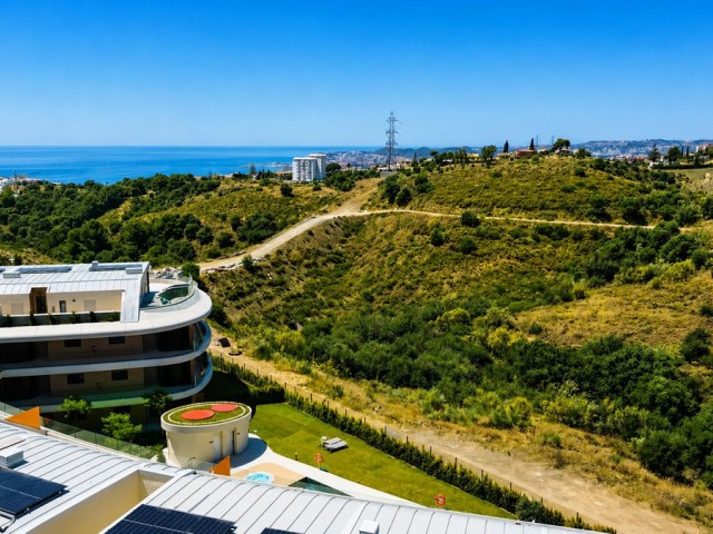 2 Bedrooms Apartment in Fuengirola