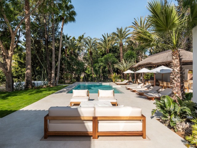 5 Soveroms Villa i Las Brisas