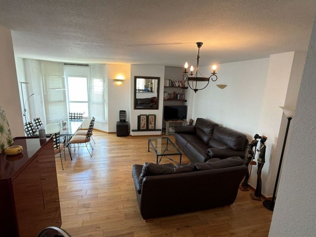 2 Schlafzimmer Apartment in Nueva Andalucía