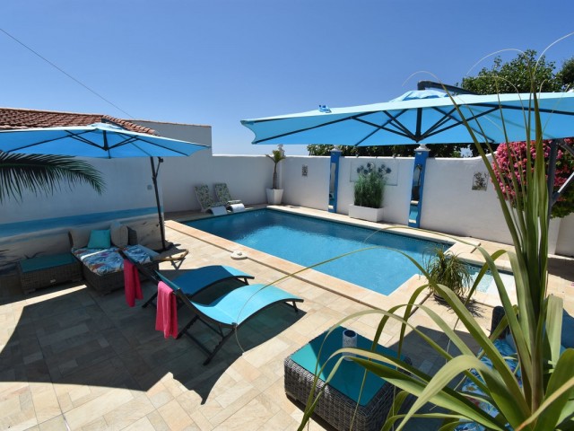 4 Bedrooms Villa in Benalmadena