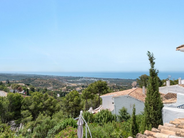 2 Slaapkamer Rijtjeshuis in Altos de los Monteros