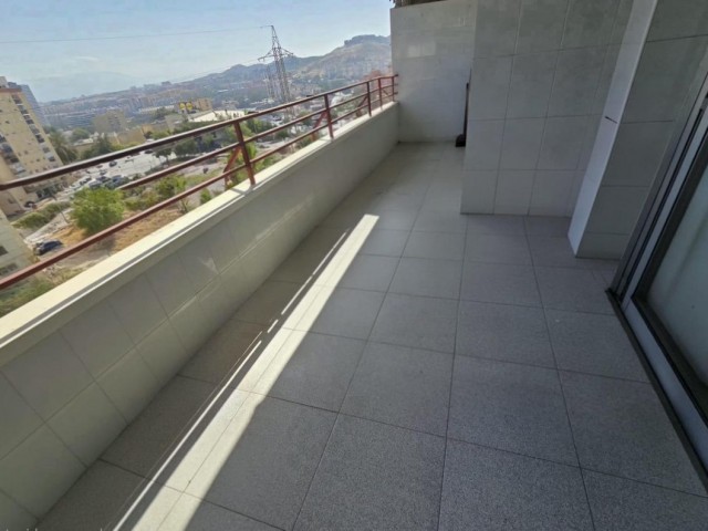3 Bedrooms Apartment in Málaga