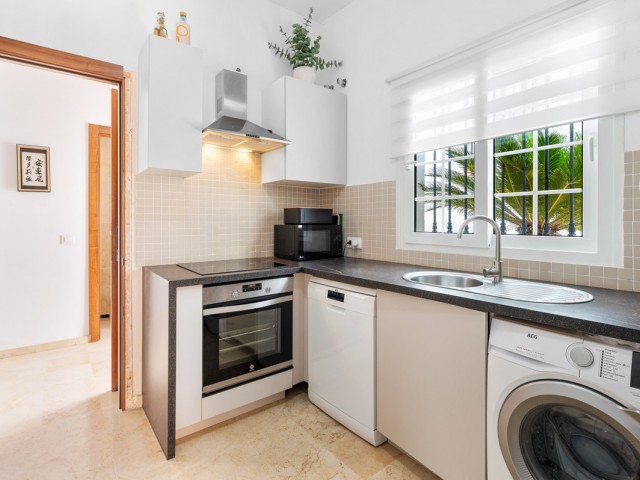 3 Bedrooms Villa in Nueva Andalucía