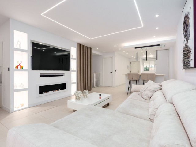 4 Bedrooms Apartment in Benalmadena Costa