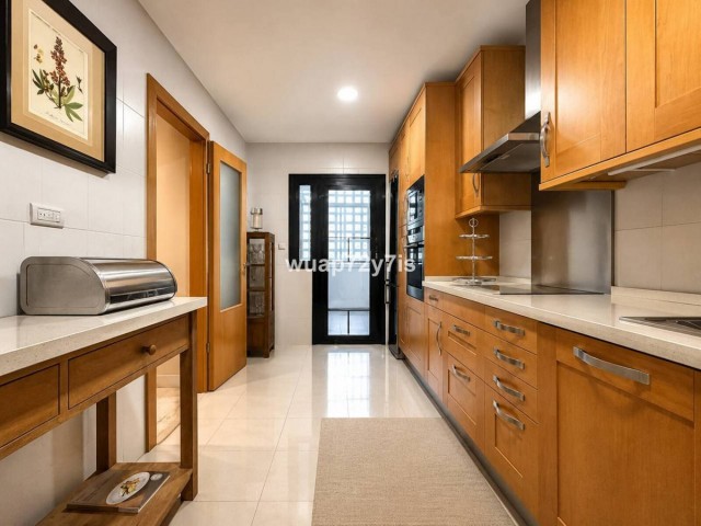 Appartement avec 2 Chambres  à Puerto Banús