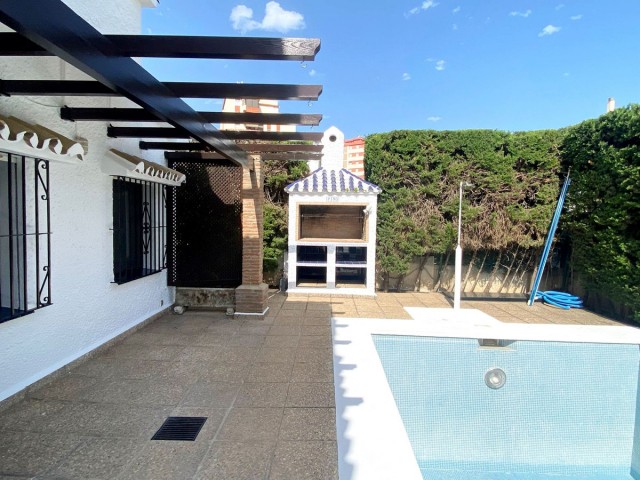 3 Schlafzimmer Villa in Fuengirola
