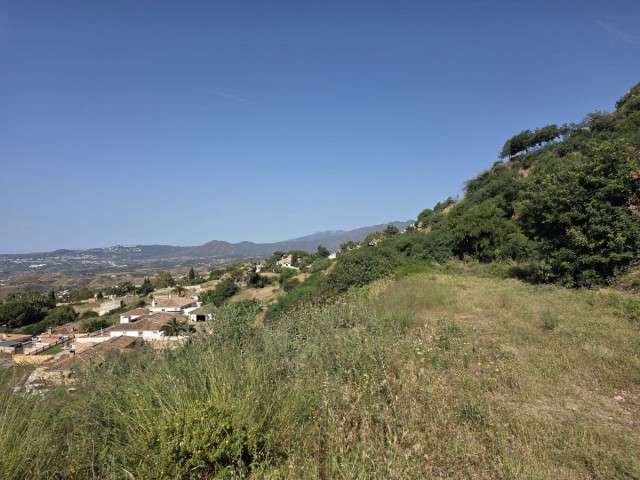  Plot in Mijas