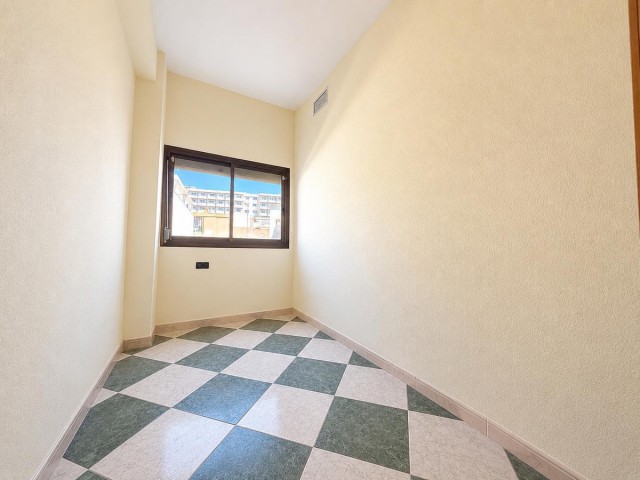 4 Bedrooms Apartment in Torremolinos