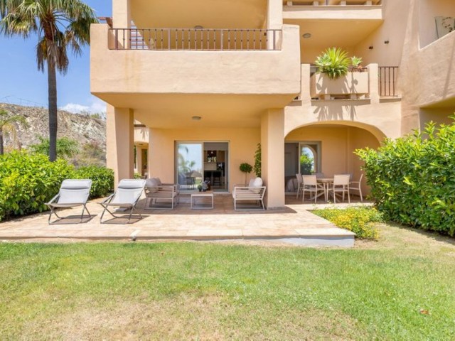 3 Bedrooms Apartment in Benahavís