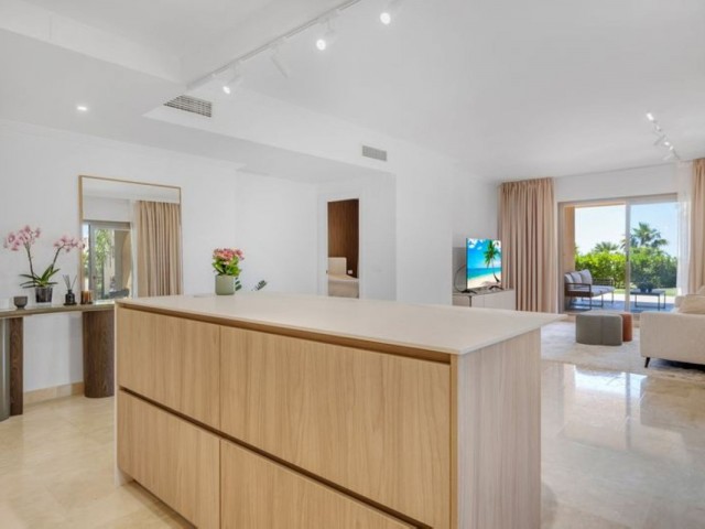 3 Bedrooms Apartment in Benahavís