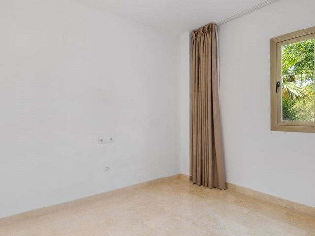3 Bedrooms Apartment in Benahavís