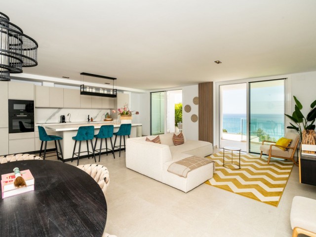 3 Bedrooms Apartment in Torrequebrada