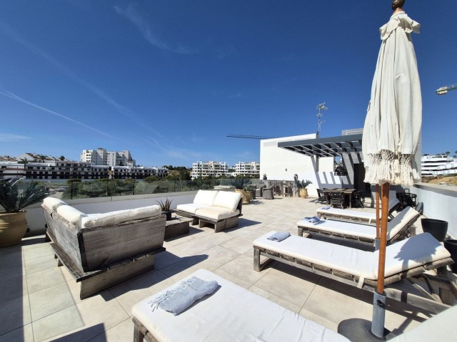 3 Bedrooms Apartment in Estepona