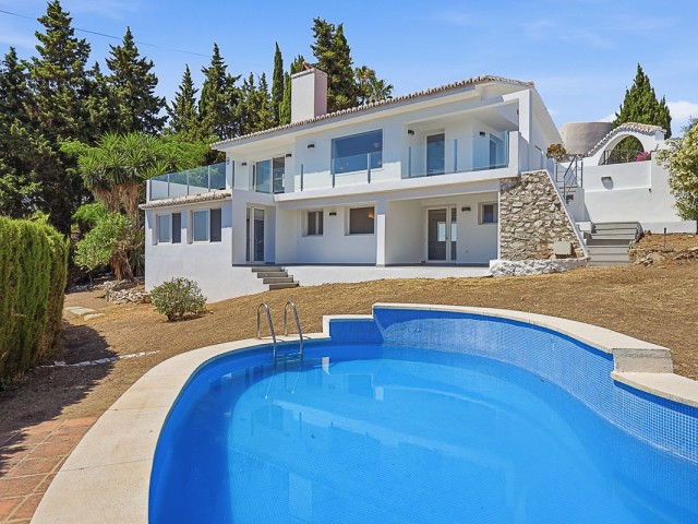 3 Bedrooms Villa in Mijas