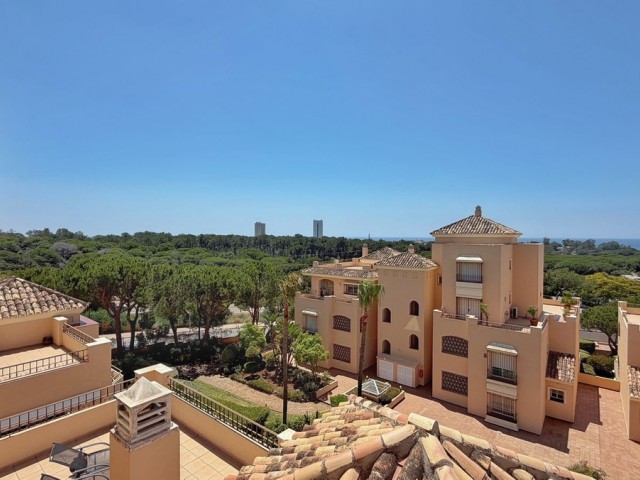 4 Schlafzimmer Apartment in Elviria