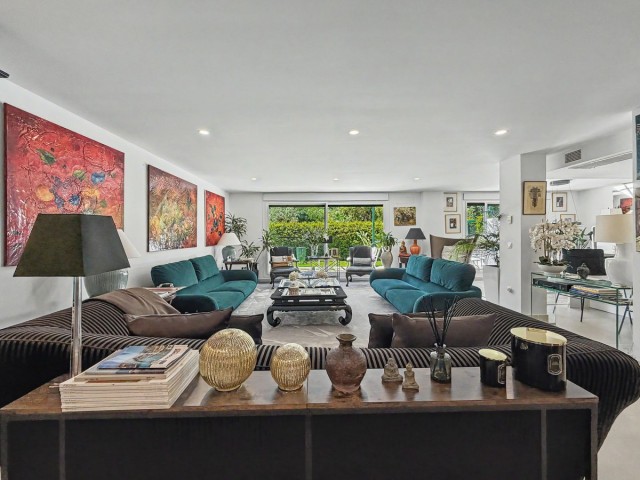 3 Bedrooms Apartment in Sotogrande