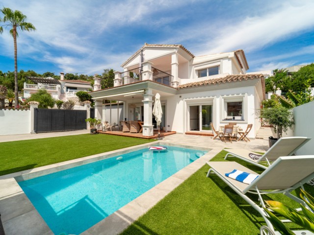 4 Slaapkamer Villa in Cerros del Aguila