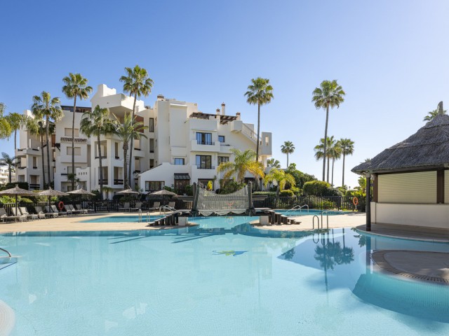 3 Bedrooms Apartment in Estepona