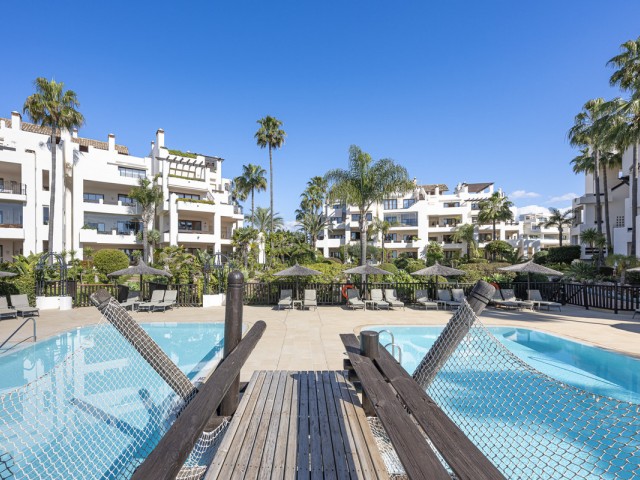 3 Bedrooms Apartment in Estepona