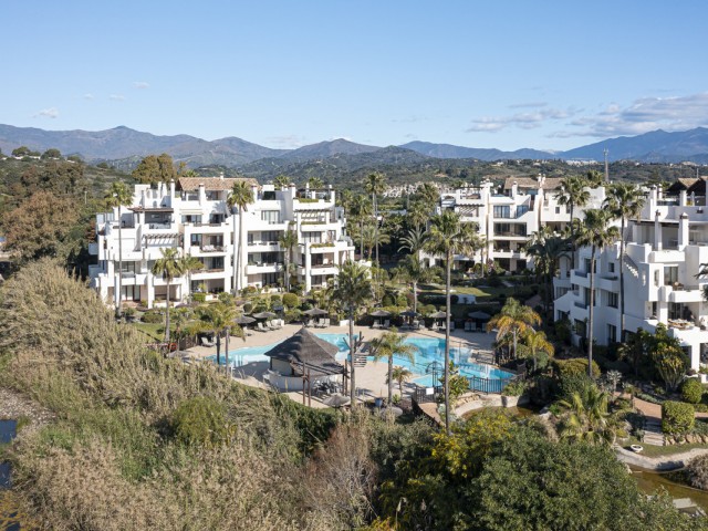 3 Bedrooms Apartment in Estepona