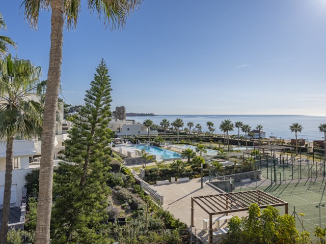 3 Bedrooms Apartment in Estepona