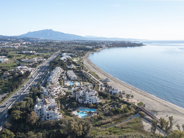 3 Bedrooms Apartment in Estepona