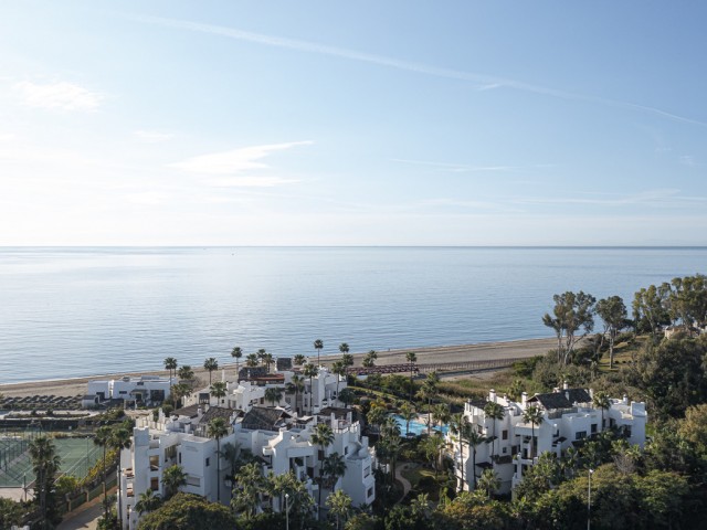 3 Bedrooms Apartment in Estepona