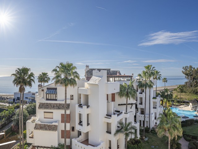 3 Bedrooms Apartment in Estepona
