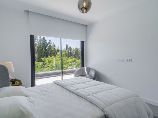 3 Bedrooms Townhouse in Estepona